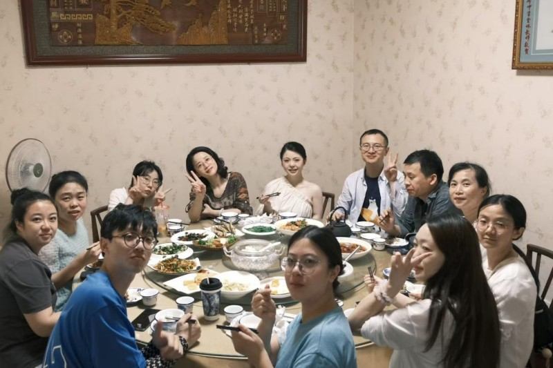 Ningbo purly imp. & Exp. Co., Ltd. Organiza el viaje de construcción de equipos de empleados a Dali, mejorando la cohesión del equipo y la cultura de la compañía