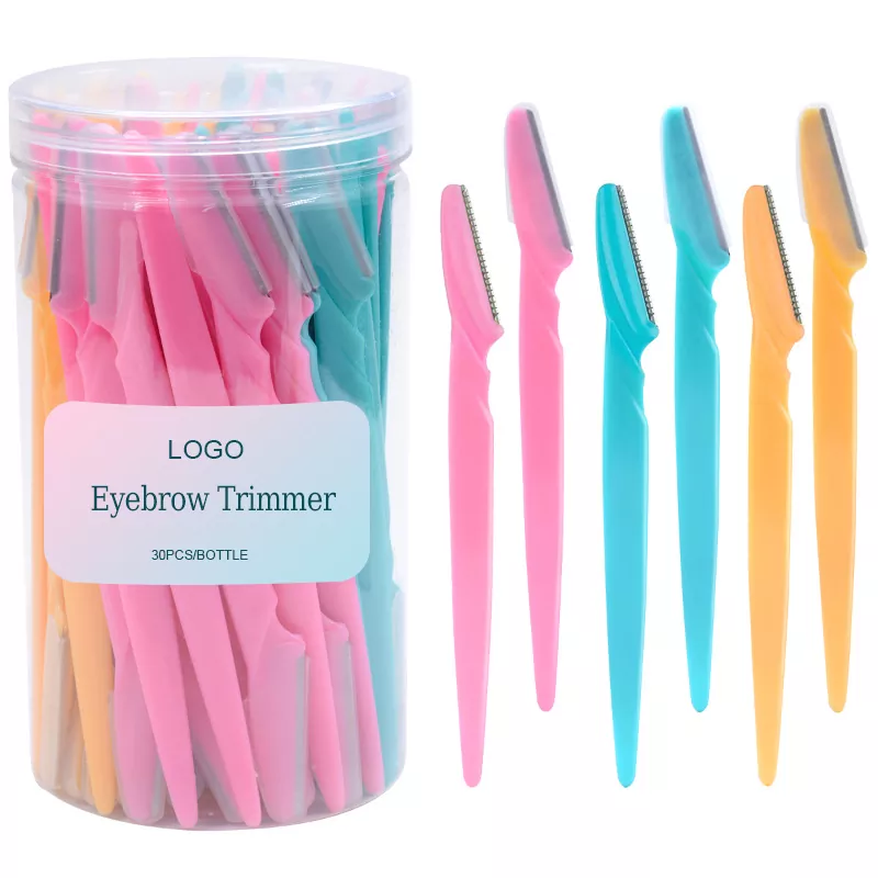 ¿Cómo mejora un recortador de cejas un cuidado preciso?